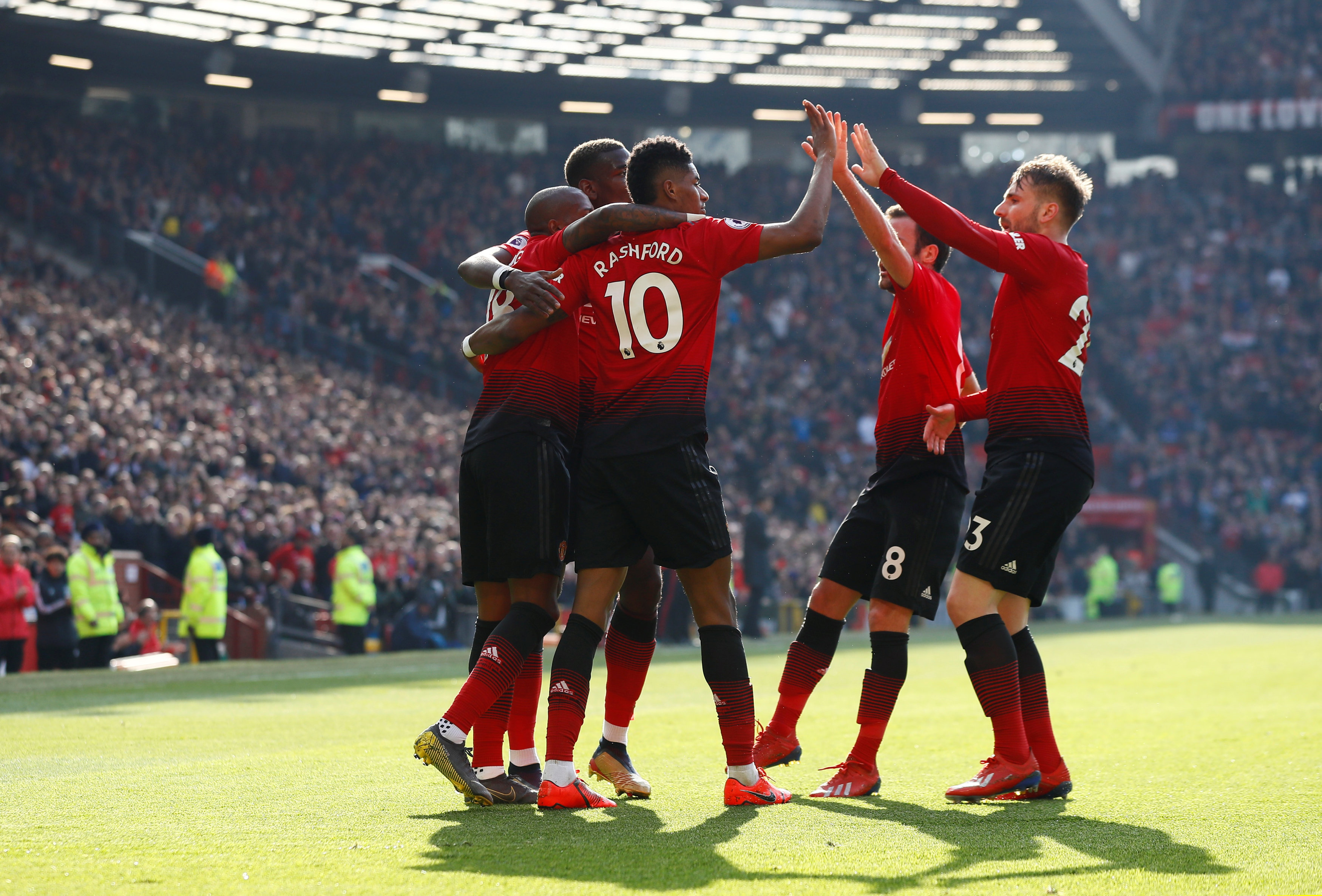 为前场增添 为前场增添